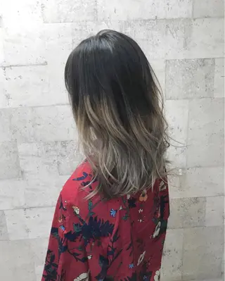 ミディアム カラー インナーカラー/天神 ブリーチ/吉田のヘアスタイル