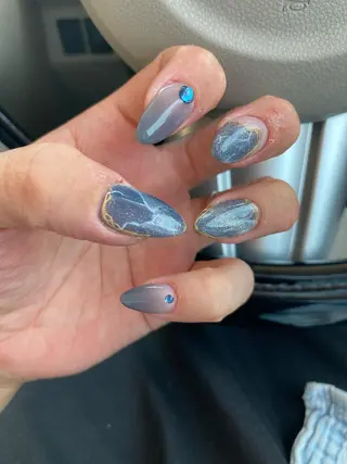 ネイル ECLAT エクラ所属・寺山 千鶴のネイルデザイン