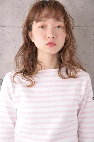 ミディアム カラー パーマ fukuyasu rikaのネイルデザイン