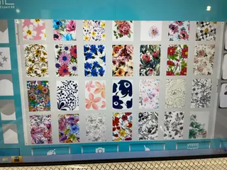 ネイル 株式会社JUEGO .○°のネイルデザイン