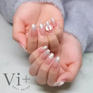 ネイル Nail Salon Vi+のネイルデザイン