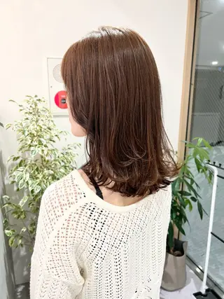 ミディアム miyu✂︎Lien 上品なブリーチカラーのヘアスタイル