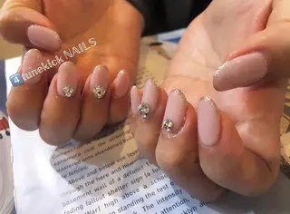 ネイル 4tunekick NAILS(フォーチュンキックネイルズ)所属・光森 淳子のネイルデザイン