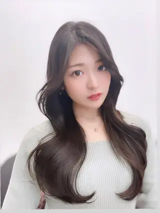 ロング ムラ修正ブリーチ 山田眞之介のヘアスタイル