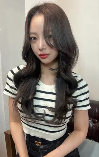 ロング カラー Noe所属・林 将大のヘアスタイル