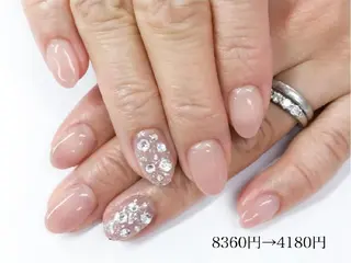 ネイル ネイルR新百合ヶ丘店所属・ネイルR 新百合ヶ丘のネイルデザイン