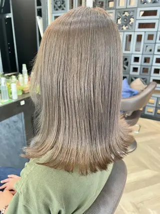 ミディアム fiti 港南台店のヘアスタイル