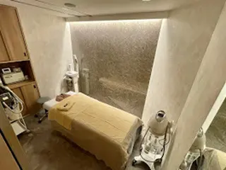 レザンジュ銀座店所属・レザンジュ銀座店 立川 奏羽のエステ・リラクイメージ