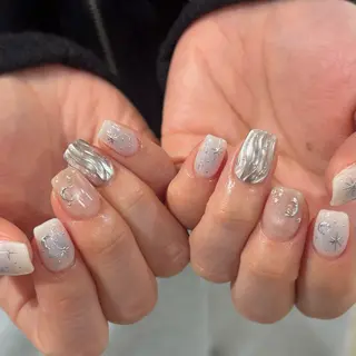 ネイル Lusso🫧 Ayaneのネイルデザイン