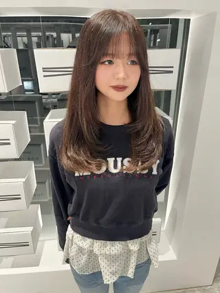 ロング カラー nanase / レイヤーカットのヘアスタイル