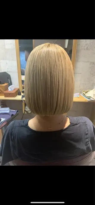 ミディアム ヘアリゾートA i 秋葉原店のヘアスタイル