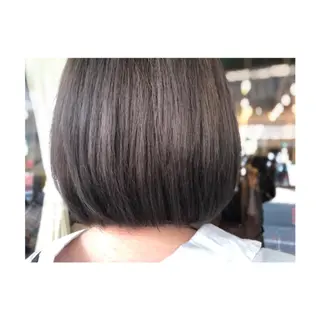 ショート カラー まちだ ひとみのヘアスタイル