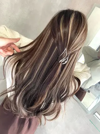 カラー ZANKA所属・高橋 佳奈美のヘアスタイル