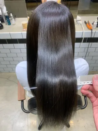 ロング メンズ眉毛ITSUK Iメンズ専門　新宿の眉毛・アイブロウイメージ