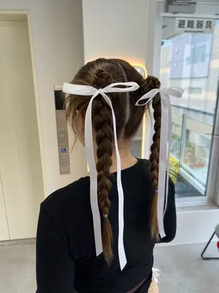 ロング maya レイヤーカットのヘアスタイル