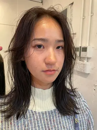 ミディアム カラー レイヤー／似合わせ TAKUYAのヘアスタイル