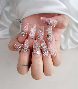 ネイル Lina nail所属・Lunaa 池袋のネイルデザイン