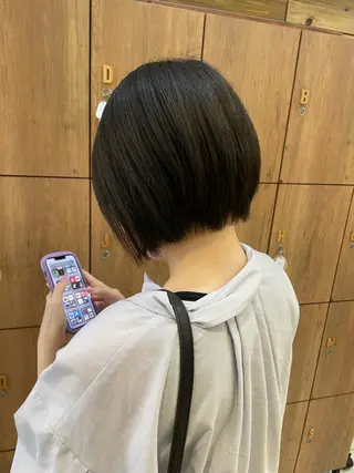 ショート 透明感color吉田 沙羅のヘアスタイル