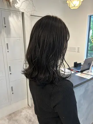 カラー 河野 いずみのヘアスタイル