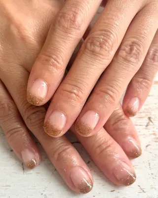 ネイル 人見 菜巴（ネイリスト）のネイルデザイン