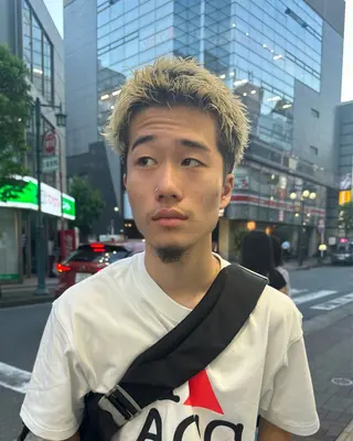 ショート カラー Rei/ 縮毛矯正/ ハイライトカラー募集のヘアスタイル