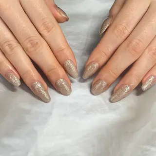 ネイル 渡辺 美月のネイルデザイン