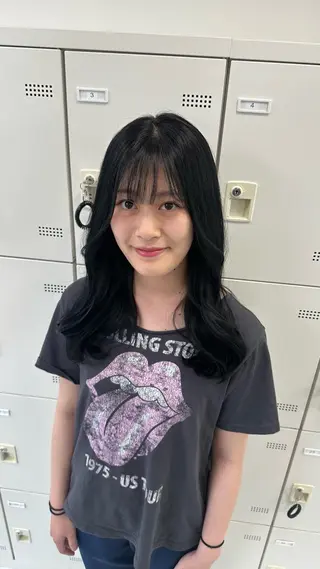 セミロング カラー ガーリーstyle ❤︎misaki🏹のヘアスタイル