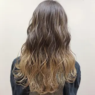 ロング カラー Maria Satoのヘアスタイル