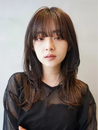 ロング カラー センターパート/ 暖色カラーayuのヘアスタイル