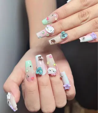 ネイル D-BEAUTY Nailsalonのネイルデザイン