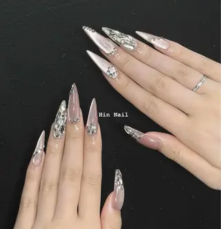 ネイル HIN NAILのネイルデザイン