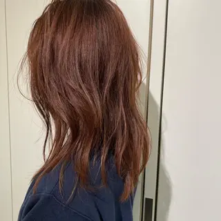 カラー 長田 唯のヘアスタイル