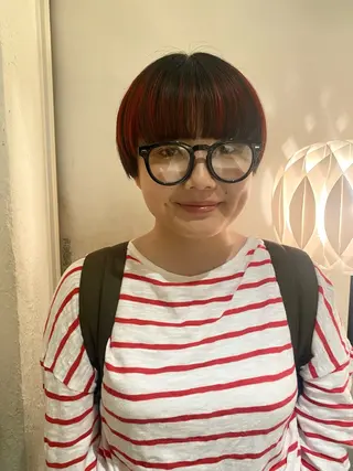 ショート 💫扱いやすい ／レイヤー/小林陸のヘアスタイル