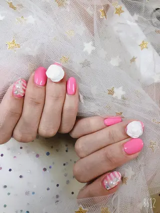 ネイル 🦋ネイルサロン ブラン🌈ゆりのネイルデザイン