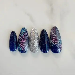 ネイル ★RISA★ 伊勢崎 【KARAT】のネイルデザイン