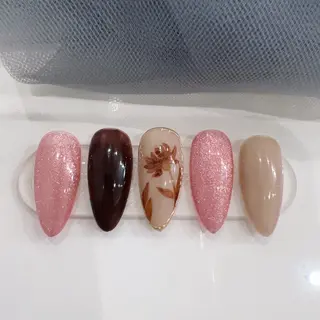 ネイル 🌼リオナ ♥️のネイルデザイン