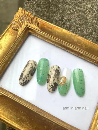 ネイル arm in arm ︎✿Yamamotoのマツエク・マツパデザイン