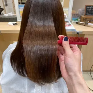 セミロング カラー メンズ特化型美容師 栗山勇人のヘアスタイル