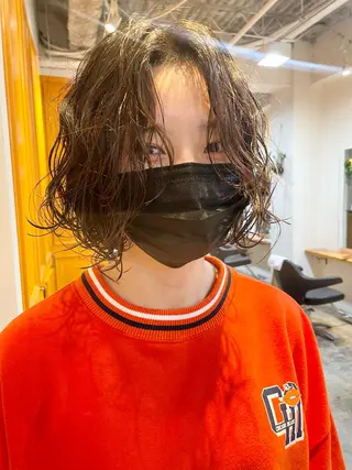 ショート カラー パーマ レイヤー／似合わせ TAKUYAのヘアスタイル