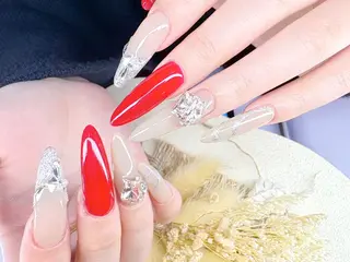 ネイル AngelChris ビューティーサロンのネイルデザイン