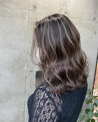 ミディアム カラー 🌼透明感カラー ✳︎eri🌼のヘアスタイル