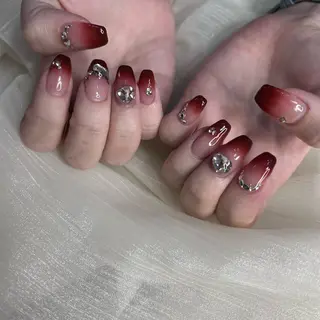 ネイル 西岡 杏のネイルデザイン