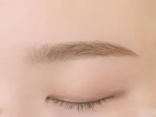 アイブロウ MIRROR eyelashes eyebrows所属・ユウナ ︎︎‪ MIRRORの眉毛・アイブロウイメージ