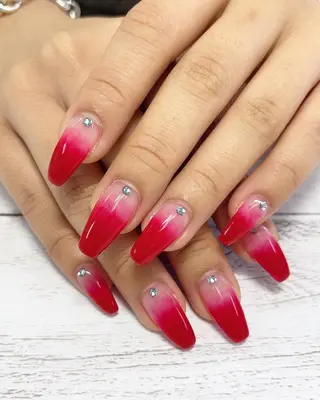 ネイル リラネイル Aikenのネイルデザイン