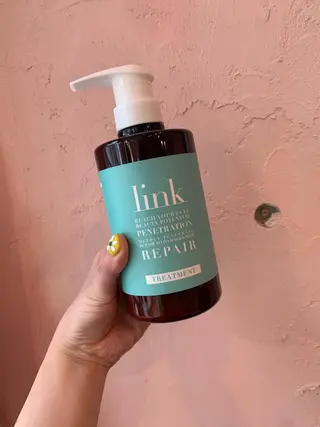 山嵜 かなのヘアスタイル