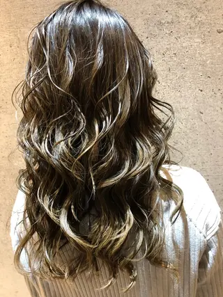 ロング カラー 久保 敏之のヘアスタイル