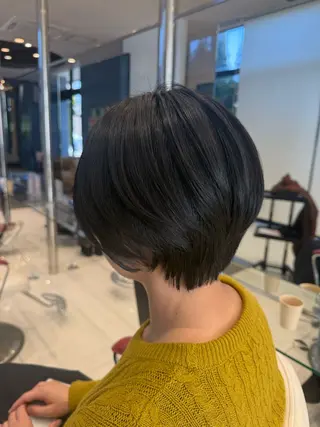 ショート ボーイッシュ美容師 板倉　彩のヘアスタイル