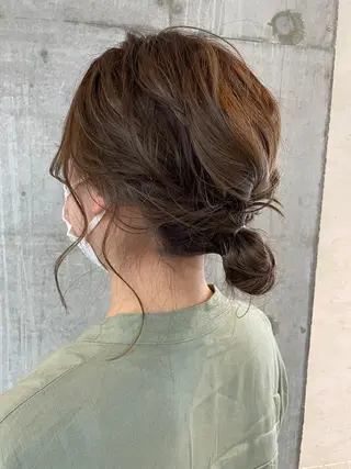 ミディアム カラー 女性に人気♪ はやしほのかのヘアスタイル