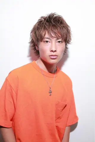 カラー メンズ 黒川 真伍のヘアスタイル