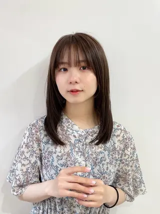 ミディアム カラー ❤️ショートカット ・顔周りカット❤️のヘアスタイル